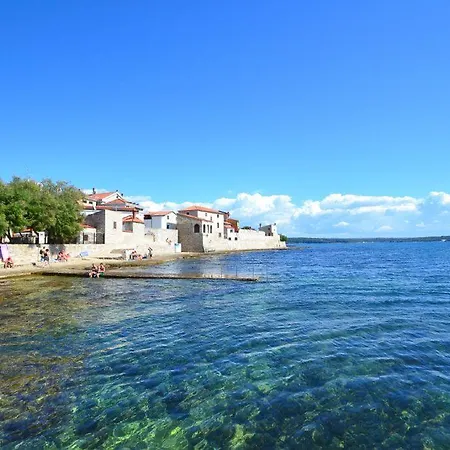 Agata Apartman *
